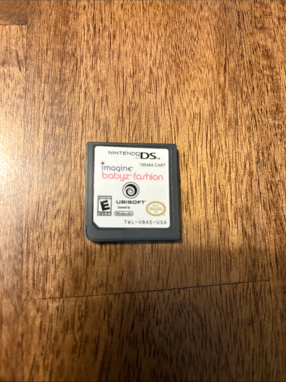 Nintendo DS Cartridge — White and Black Imagine Babyz Fashion